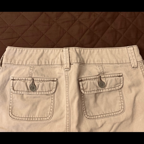 Abercrombie and Fitch Khaki straight relax pants - Picture 2 of 5